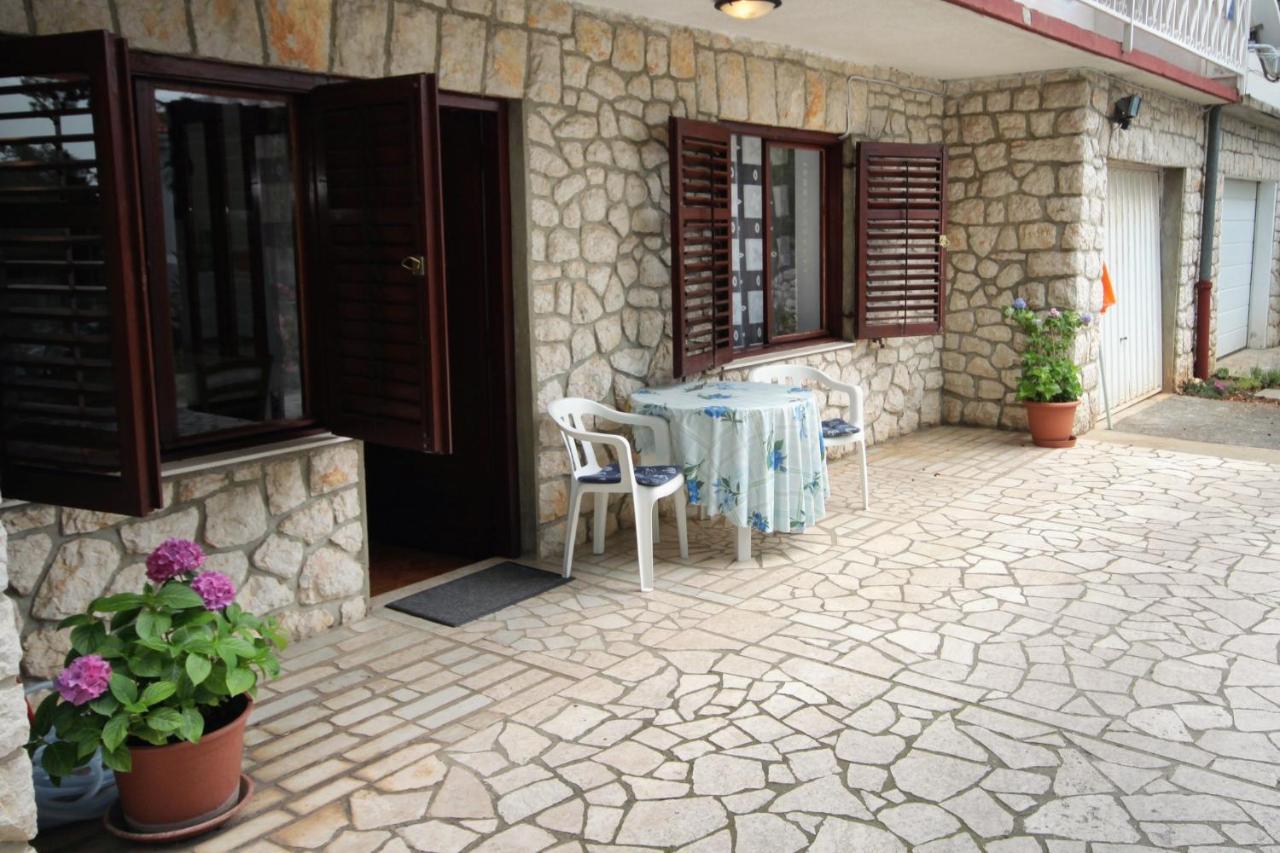 Apartments With A Parking Space Novi Vinodolski - 2423 Bagian luar foto